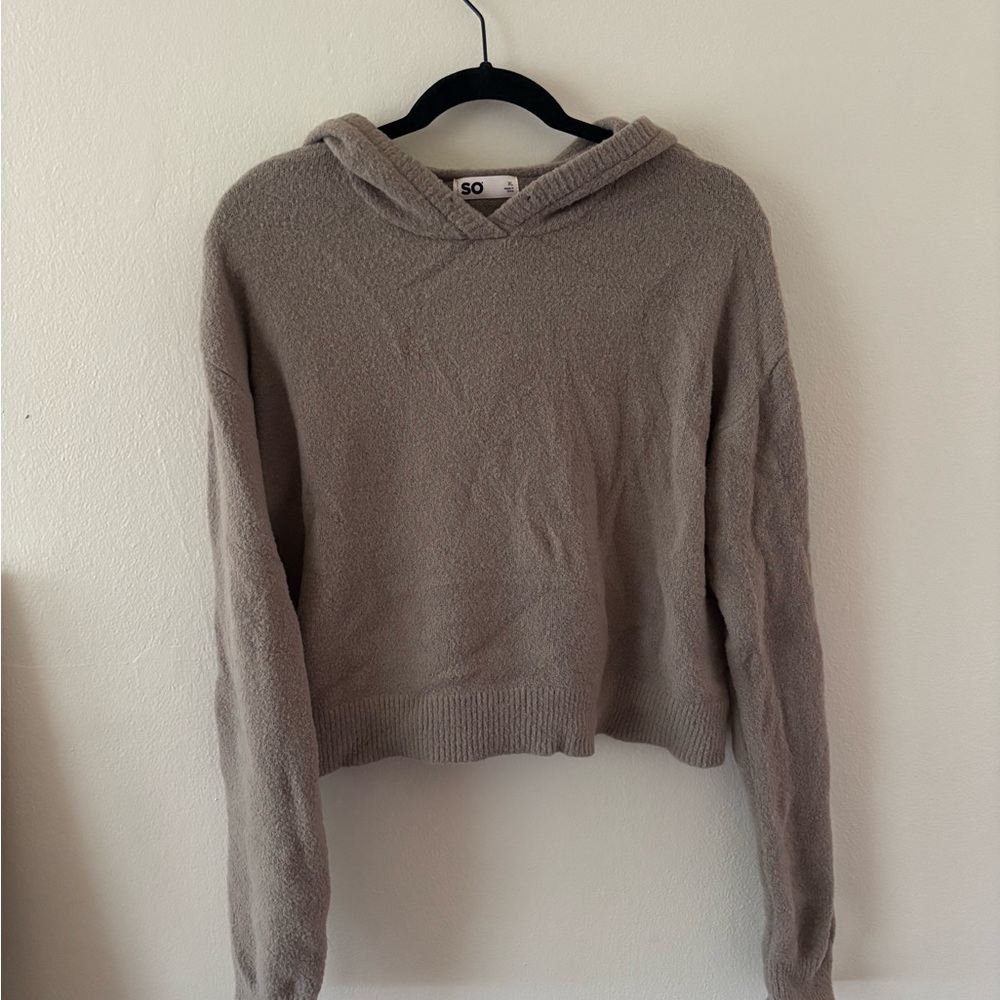 SO Neutral Textured Hooded Pullover in Taupe